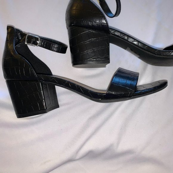 Crocodile Vegan Leather Ankle Strap Block Heels Sandals Black Size 9 George - Picture 2 of 12